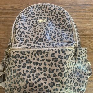 Freshly picked leopard classic city backpack II
